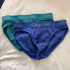 Bundle of 2 CK Body hope briefs